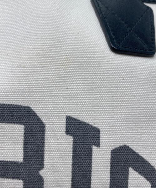 BALENCIAGA（バレンシアガ）BALENCIAGA (バレンシアガ) CITIES PARIS JUMBO/シティーズ パリ ジャンボ アイボリーの古着・服飾アイテム