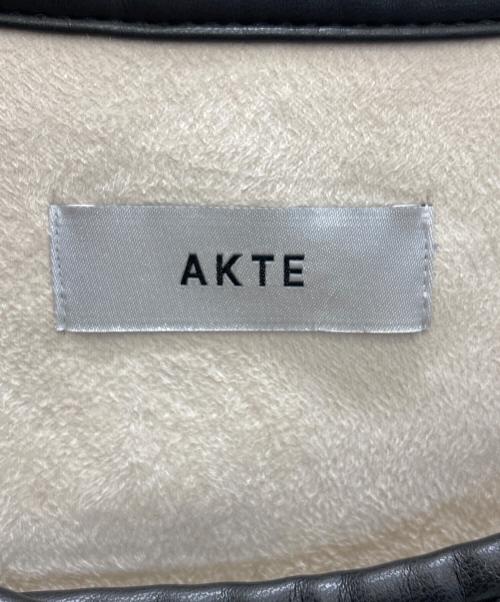 AKTE（アクテ）AKTE (アクテ) ボアミドルブルゾン ホワイト サイズ:SIZE Freeの古着・服飾アイテム