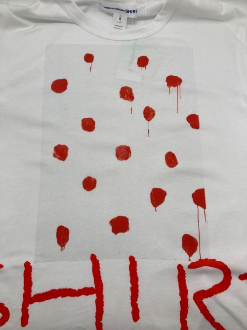 COMME des GARCONS SHIRT（コムデギャルソンシャツ）COMME des GARCONS SHIRT (コムデギャルソンシャツ) MARYHEILMANNプリントTシャツ ホワイト サイズ:Mの古着・服飾アイテム