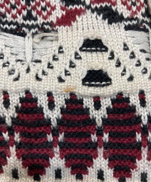 IROQUOIS（イロコイ）IROQUOIS (イロコイ) 7GG COOGI TUCK KNIT CD 7ゲージクージータックニットカーディガン ブラック×レッド サイズ:SIZE 2の古着・服飾アイテム