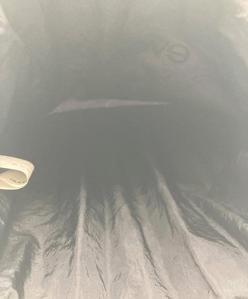 everyone（エブリワン）everyone (エブリワン) nylon kinchaku pouch ブラックの古着・服飾アイテム