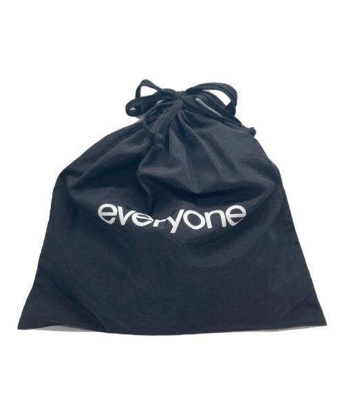 everyone（エブリワン）everyone (エブリワン) nylon kinchaku pouch ブラックの古着・服飾アイテム