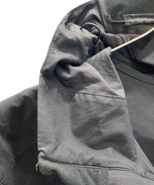 ARC'TERYX（アークテリクス）ARC'TERYX (アークテリクス) SQUAMISH HOODY/スクァミッシュ・フーディ ブラック サイズ:SIZE Mの古着・服飾アイテム