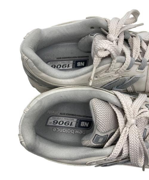 NEW BALANCE（ニューバランス）NEW BALANCE (ニューバランス) ローカットスニーカー ベージュ サイズ:SIZE 25.5cmの古着・服飾アイテム