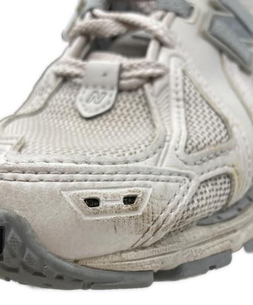 NEW BALANCE（ニューバランス）NEW BALANCE (ニューバランス) ローカットスニーカー ベージュ サイズ:SIZE 25.5cmの古着・服飾アイテム