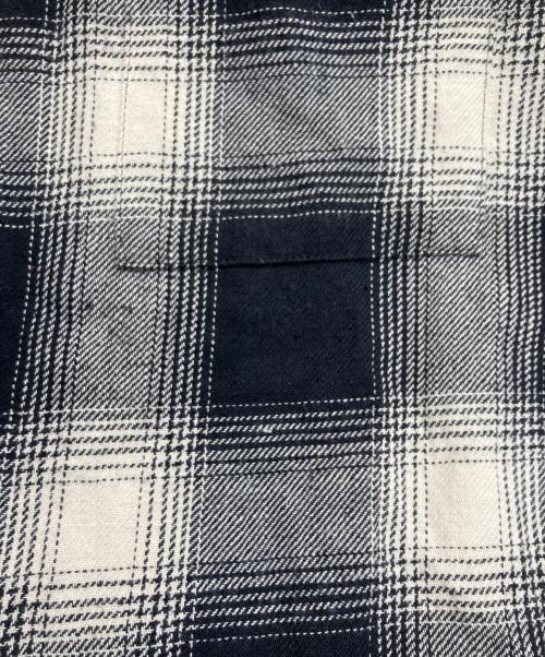 Kinema（キネマ）KINEMA (キネマ) L/S OMBRE CHECK SHIRT ホワイト×ブラック サイズ:SIZE Lの古着・服飾アイテム