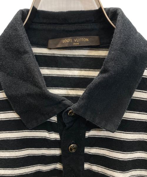 LOUIS VUITTON（ルイ ヴィトン）LOUIS VUITTON (ルイ ヴィトン) ストライプ ポロシャツ ブラック×ホワイト サイズ:SIZE Mの古着・服飾アイテム