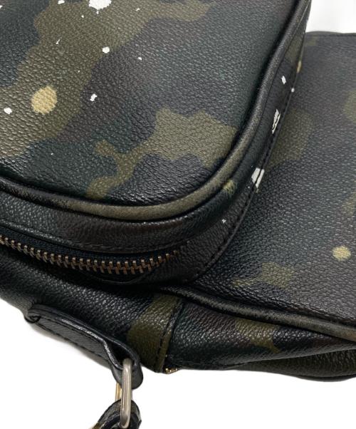 Gentil Bandit（ジャンティバンティ）Gentil Bandit (ジャンティバンティ) カモフラ ミニショルダーバッグ グリーン×ブラウンの古着・服飾アイテム