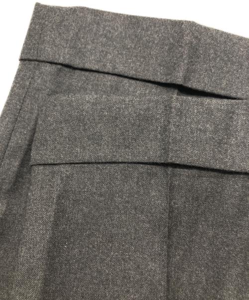 BEAMS F（ビームスエフ）BEAMS F (ビームスエフ) INCOTEX (インコテックス) ウールスラックス グレー サイズ:SIZE 46の古着・服飾アイテム