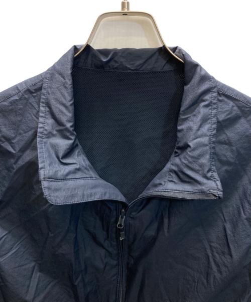 DAIWA PIER39（ダイワ ピア39）DAIWA PIER39 (ダイワ ピア39) TECH REVERSIBLE WIND SHIELD VEST ネイビー サイズ:SIZE Lの古着・服飾アイテム