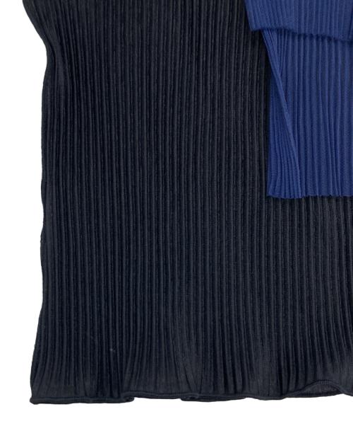 todo kotohayokozawa（トゥードゥー コトハヨコザワ）todo kotohayokozawa (トゥードゥー コトハヨコザワ) プリーツカーディガン ブラック サイズ:下記参照の古着・服飾アイテム