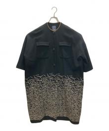 mina perhonen（ミナ ペルホネン）の古着「wave 刺繍 ウールノーカラーコート」｜ブラック×ベージュ