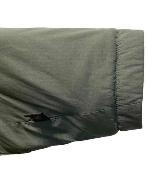 alk phenix（アルクフェニックス）alk phenix (アルクフェニックス) Insuluted air half zip カーキ サイズ:Lの古着・服飾アイテム