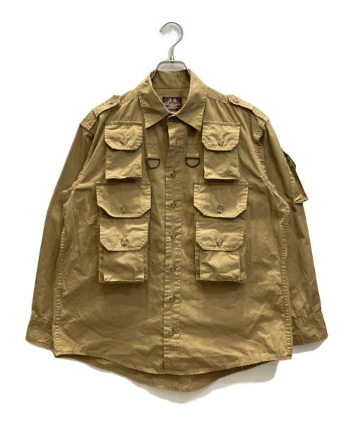 Willis&Geiger（ウィリスアンドガイガー）Willis&Geiger (ウィルスガイガー) MULTI POCKET UTILITY SHIRTS ベージュ サイズ:SIZE 38の古着・服飾アイテム