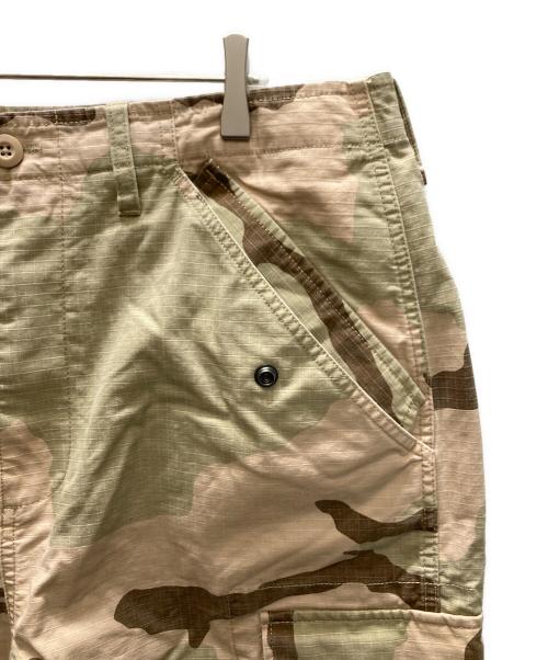 stussy（ステューシー）stussy (ステューシー) CARGO SHORT RIPSTOP ベージュ×グリーン サイズ:SIZE 36の古着・服飾アイテム