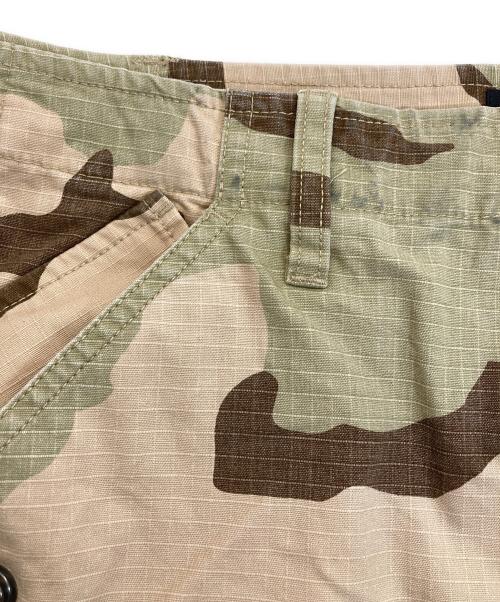 stussy（ステューシー）stussy (ステューシー) CARGO SHORT RIPSTOP ベージュ×グリーン サイズ:SIZE 36の古着・服飾アイテム