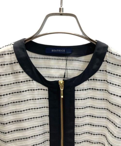 BEATRICE（ベアトリス）BEATRICE (ベアトリス) シアーボーダーブルゾン ベージュ サイズ:SIZE 38 未使用品の古着・服飾アイテム