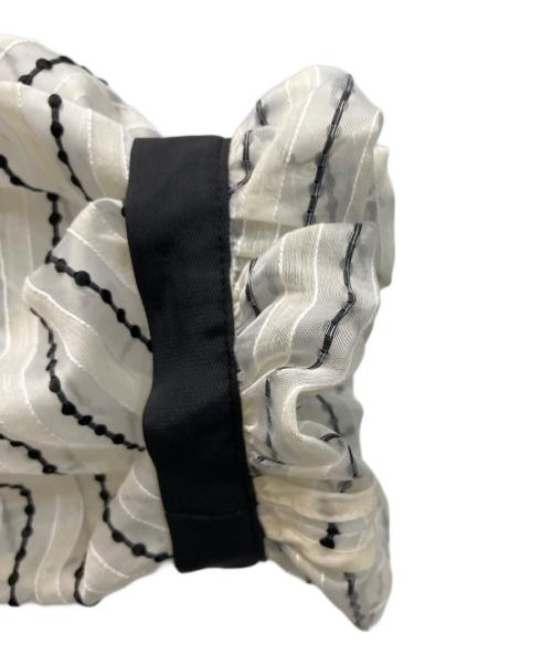 BEATRICE（ベアトリス）BEATRICE (ベアトリス) シアーボーダーブルゾン ベージュ サイズ:SIZE 38 未使用品の古着・服飾アイテム