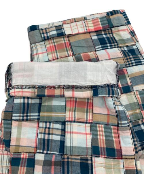 BEAMS PLUS（ビームスプラス）BEAMS PLUS (ビームスプラス) マドラス チェック パッチワーク 2プリーツ トラウザーズ マルチカラー サイズ:SIZE M 未使用品の古着・服飾アイテム