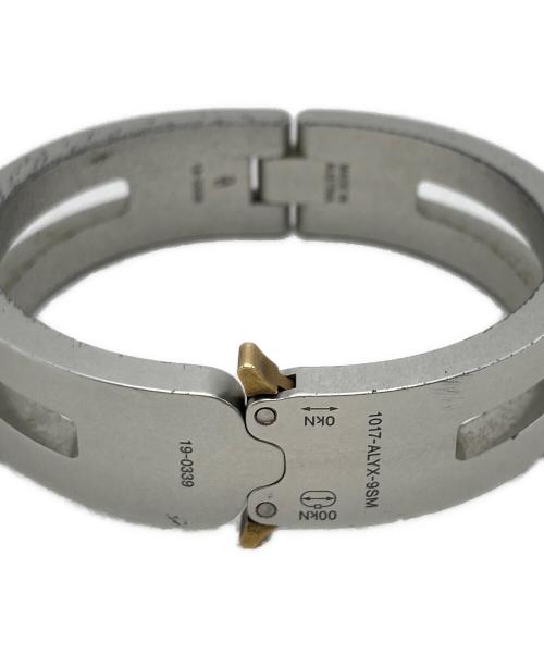 1017 ALYX 9SM（テンセブンティーン アリクス ナインエスエム）1017 ALYX 9SM (テンセブンティーン アリクス ナインエスエム) バックル ブレスレット バングル シルバー サイズ:下記参照の古着・服飾アイテム