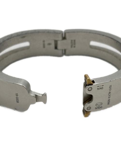 1017 ALYX 9SM（テンセブンティーン アリクス ナインエスエム）1017 ALYX 9SM (テンセブンティーン アリクス ナインエスエム) バックル ブレスレット バングル シルバー サイズ:下記参照の古着・服飾アイテム