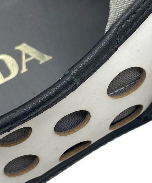 PRADA（プラダ）PRADA (プラダ) ラバードットメッシュシューズ ホワイト×ブラック サイズ:SIZE 10の古着・服飾アイテム
