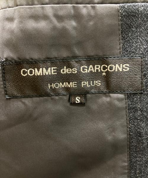 COMME des GARCONS HOMME PLUS（コムデギャルソンオムプリュス）COMME des GARCONS HOMME PLUS (コムデギャルソンオムプリュス) ウールストライプテーラードジャケット グレー サイズ:Sの古着・服飾アイテム