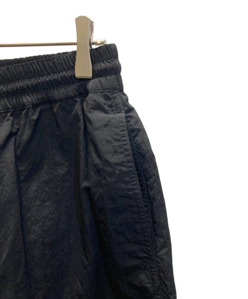 A.P.C.（アーペーセー）A.P.C. (アーペーセー) Ron Herman (ロンハーマン) ナイロンイージーパンツ ブラック サイズ:SIZE Sの古着・服飾アイテム