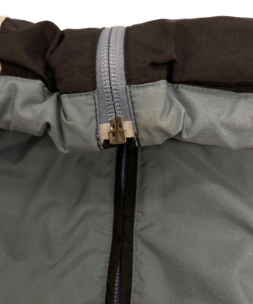 NIKE（ナイキ）NIKE (ナイキ) ナイロンジャケット ブラック×ブルー サイズ:SIZE Mの古着・服飾アイテム