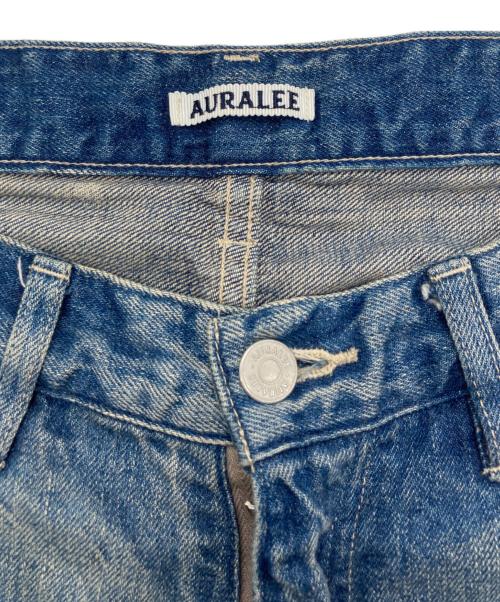 AURALEE（オーラリー）AURALEE (オーラリー) SELVEDGE FADED LIGHT DENIM PANTS インディゴ サイズ:SIZE 4の古着・服飾アイテム