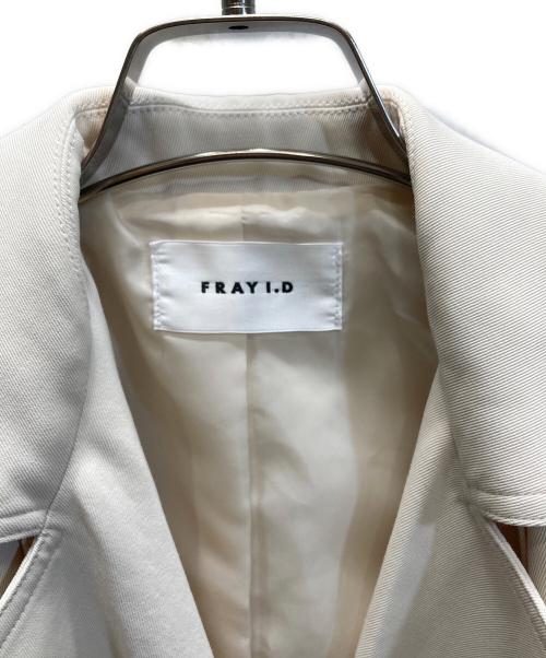 FRAY ID（フレイ アイディー）FRAY ID (フレイ アイディー) 3WAYミドルトレンチコート ホワイト サイズ:SIZE 0の古着・服飾アイテム