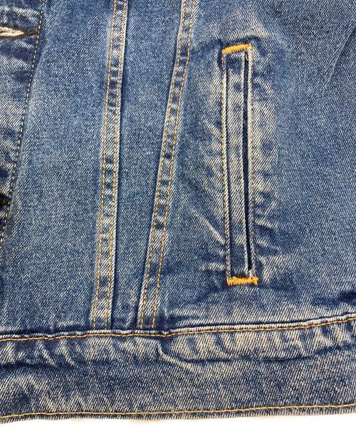 LEVI'S（リーバイス）LEVI'S (リーバイス) デニムトラッカージャケット インディゴ サイズ:SIZE Mの古着・服飾アイテム
