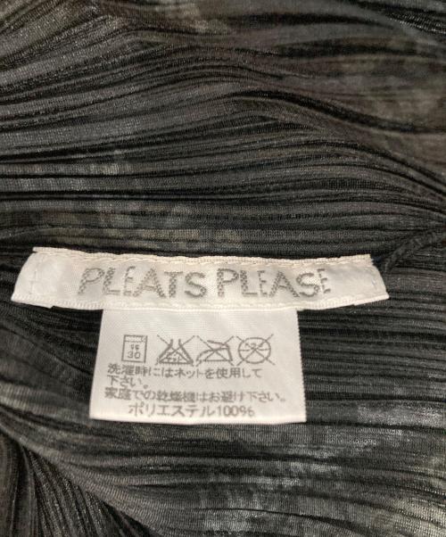 PLEATS PLEASE（プリーツプリーズ）PLEATS PLEASE (プリーツプリーズ) 総柄ノースリーブプリーツカットソー ブラック サイズ:SIZE 3の古着・服飾アイテム