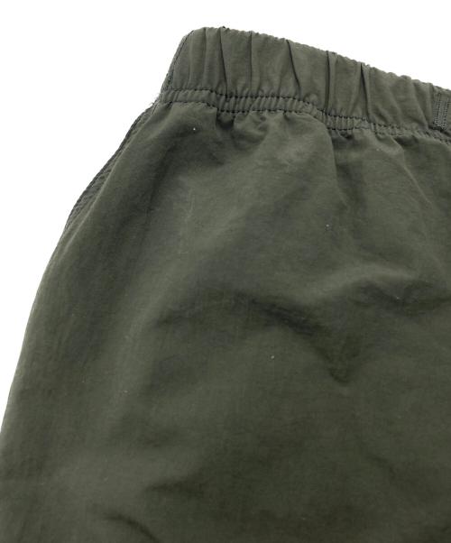 GRAMICCI（グラミチ）GRAMICCI (グラミチ) ナイロンパッカブルトラックパンツ グリーン サイズ:SIZE 2XLの古着・服飾アイテム