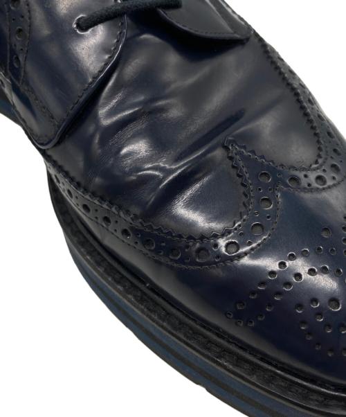 PRADA（プラダ）PRADA (プラダ) ウィングチップレースアップシューズ ネイビー サイズ:SIZE 7 1/2の古着・服飾アイテム
