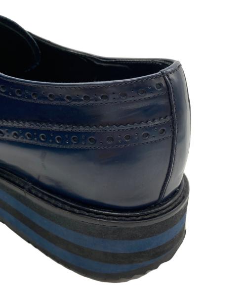 PRADA（プラダ）PRADA (プラダ) ウィングチップレースアップシューズ ネイビー サイズ:SIZE 7 1/2の古着・服飾アイテム