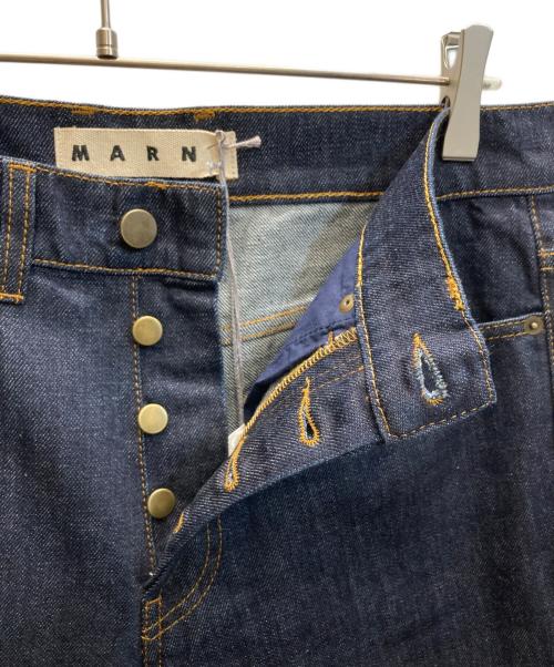 MARNI（マルニ）MARNI (マルニ) ボタンフライ デニムパンツ ネイビー サイズ:SIZE 31 未使用品の古着・服飾アイテム