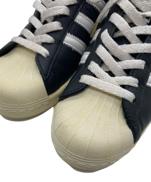 adidas（アディダス）adidas (アディダス) SUPER STAR ローカットスニーカー ブラック サイズ:SIZE 27cmの古着・服飾アイテム