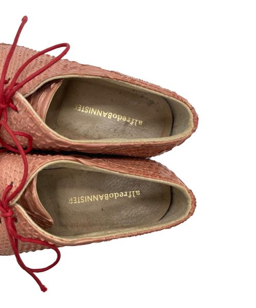 Alfredo BANNISTER（アルフレッドバニスター）alfredo BANNISTER (アルフレッドバニスター) レースアップシューズ ピンク サイズ:SIZE 42の古着・服飾アイテム