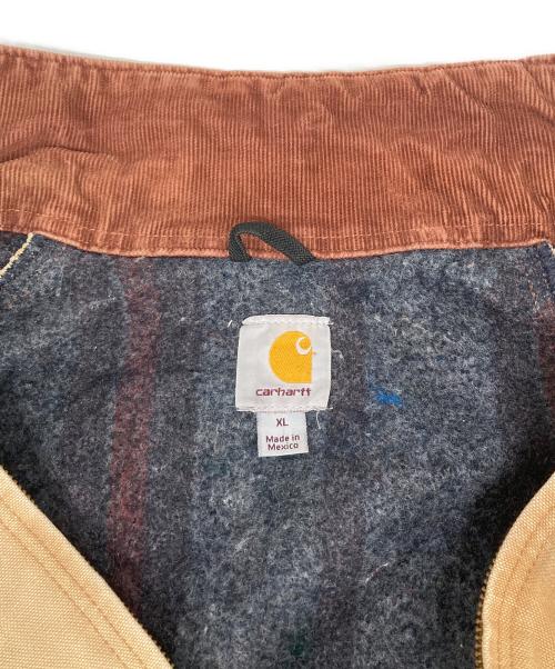 CarHartt（カーハート）CarHartt (カーハート) デトロイトジャケット ベージュ サイズ:XLの古着・服飾アイテム