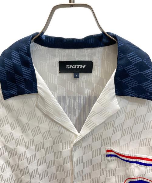 KITH（キス）KITH (キス) TaylorMade (テーラーメイド) Stinger Camp Collar Shirt ホワイト×ネイビー サイズ:SIZE Sの古着・服飾アイテム