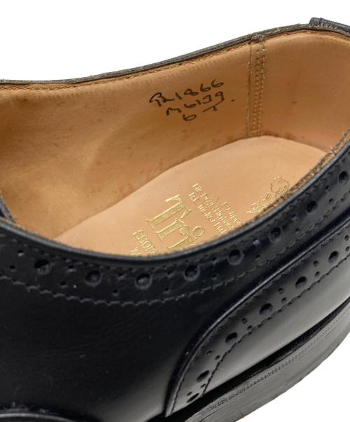 Tricker's（トリッカーズ）Tricker's (トリッカーズ) SEMI BROGUE KENSINGTON ブラック サイズ:SIZE 6の古着・服飾アイテム