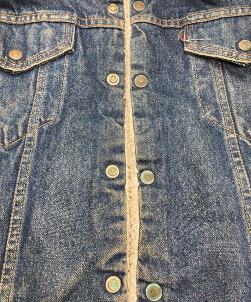 LEVI'S（リーバイス）LEVI'S (リーバイス) 裏ボアデニムジャケット インディゴ サイズ:42の古着・服飾アイテム