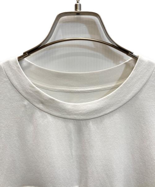 MM6 Maison Margiela（エムエムシックスメゾンマルジェラ）MM6 Maison Margiela (エムエムシックスメゾンマルジェラ) ロゴパッチカットソー ホワイト サイズ:SIZE Lの古着・服飾アイテム