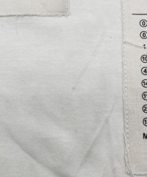 MM6 Maison Margiela（エムエムシックスメゾンマルジェラ）MM6 Maison Margiela (エムエムシックスメゾンマルジェラ) ロゴパッチカットソー ホワイト サイズ:SIZE Lの古着・服飾アイテム