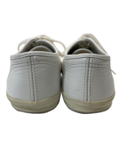 COMME des GARCONS COMME des GARCONS（コムデギャルソン コムデギャルソン）COMME des GARCONS COMME des GARCONS (コムデギャルソン コムデギャルソン) ローカットスニーカー ホワイト サイズ:SIZE 23の古着・服飾アイテム