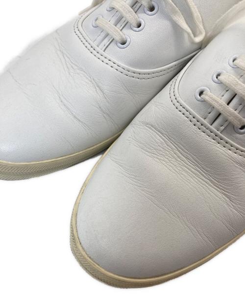 COMME des GARCONS COMME des GARCONS（コムデギャルソン コムデギャルソン）COMME des GARCONS COMME des GARCONS (コムデギャルソン コムデギャルソン) ローカットスニーカー ホワイト サイズ:SIZE 23の古着・服飾アイテム
