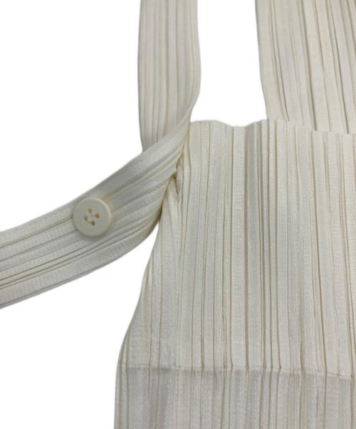 ISSEY MIYAKE（イッセイミヤケ）ISSEY MIYAKE (イッセイミヤケ) IKKO TANAKA (イッコウタナカ) 変形ワンピース ホワイト サイズ:SIZE Lの古着・服飾アイテム