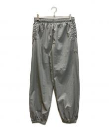 HELIX（ヘリックス）の古着「LOGO CHARM NYLON PANTS」｜グレー