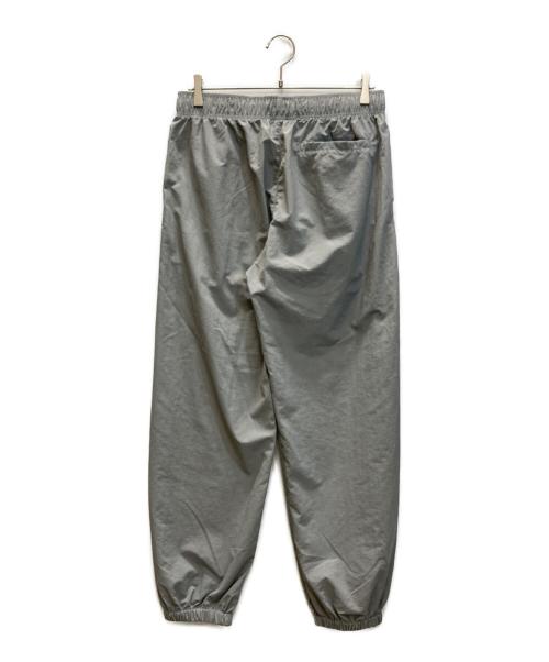 HELIX（ヘリックス）HELIX (ヘリックス) LOGO CHARM NYLON PANTS グレー サイズ:Mの古着・服飾アイテム